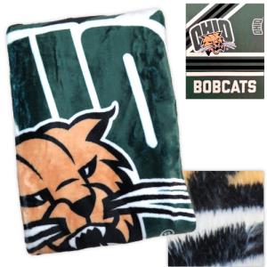 Image of Plush Raschel Blanket: Attack Cat BOBCATS with Stripes